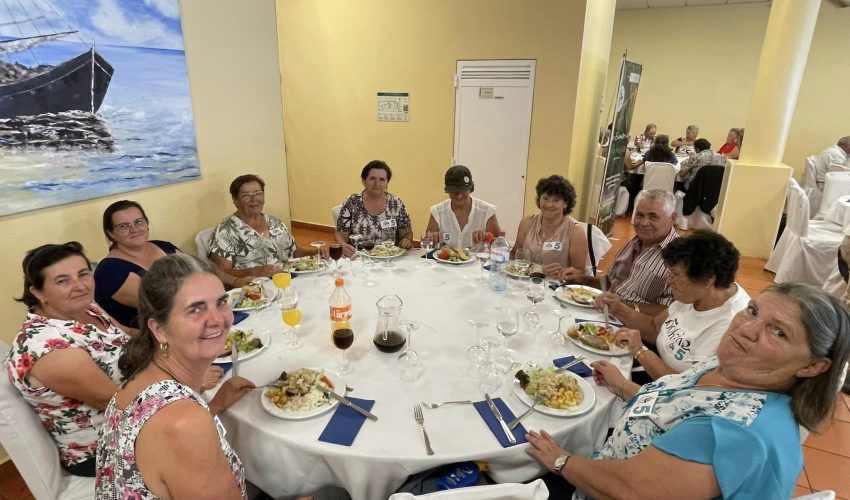 385905055_721298580037820_7105771742704139313_n